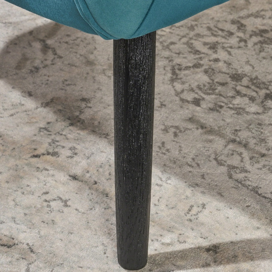 ARM CHAIR