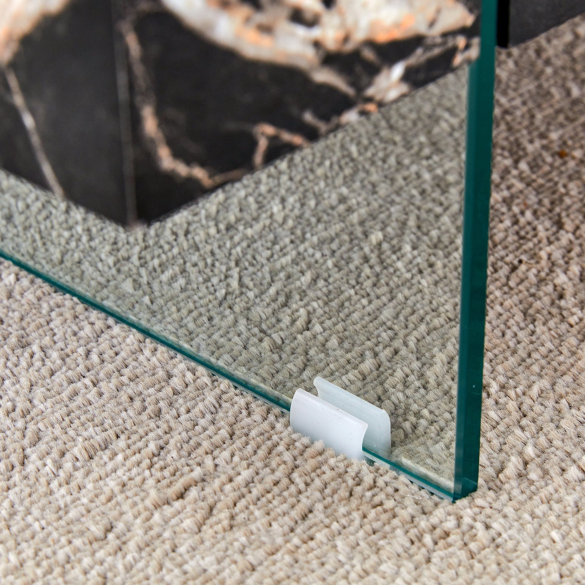 Modern Two-Tier Square Coffee Table - Elegant Clear Glass and Black Sangria Beech